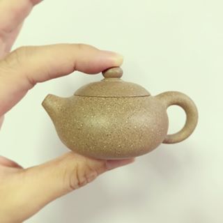 揭秘于成安紫砂壶中的禅意世界——心经篆刻之美