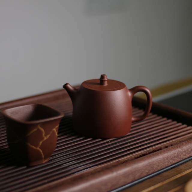 为什么泡茶最好要用紫砂壶？