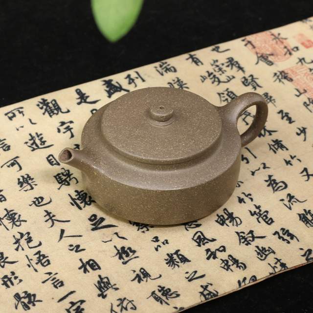 紫砂三问:什么是好壶?紫砂中的砂是什么?为什么更适合泡茶?