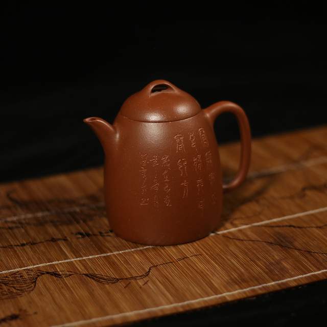 用紫砂壶泡茶，全手工的是否比半手工的更香更好喝？
