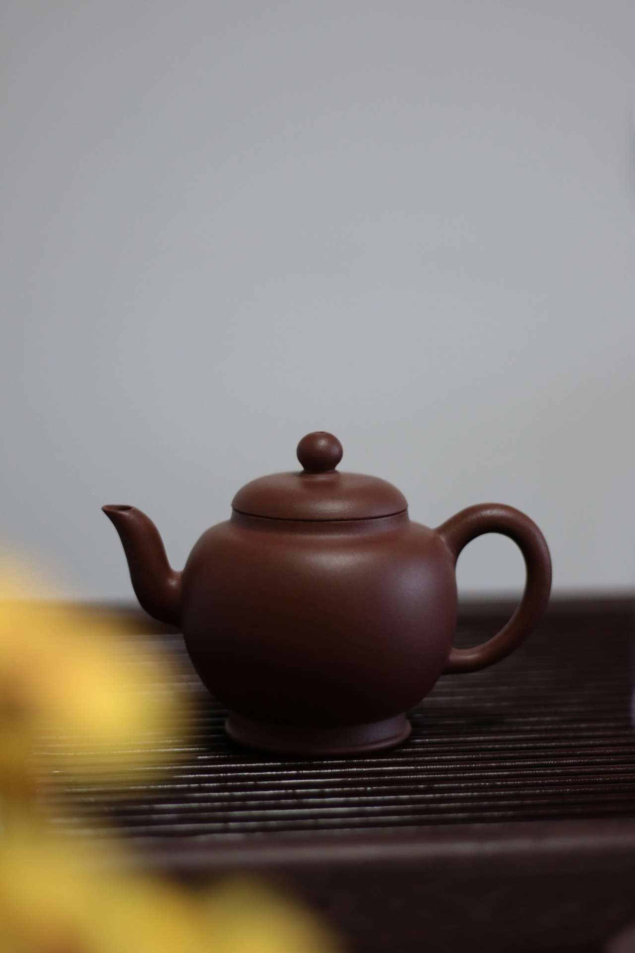 品名紫泥宫灯壶，泥料原矿紫泥